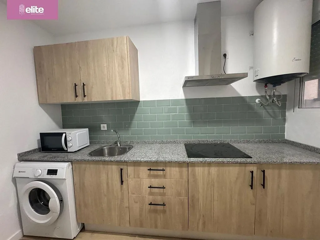 Cucina - Modern Flat with Patio in Jerez Centre