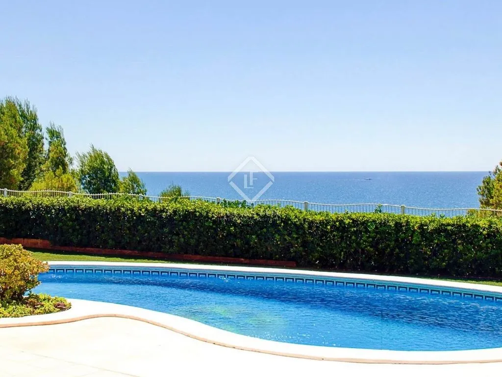 Bassein - House with Sea View and Pool in Torredembarra