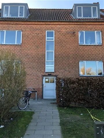 Välivaade - Renovated Apartment with Balcony in Aabyhøj