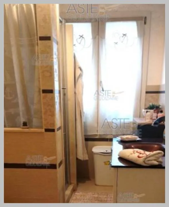 Salles de bain - Auctioned Apartment with Terrace in Modica