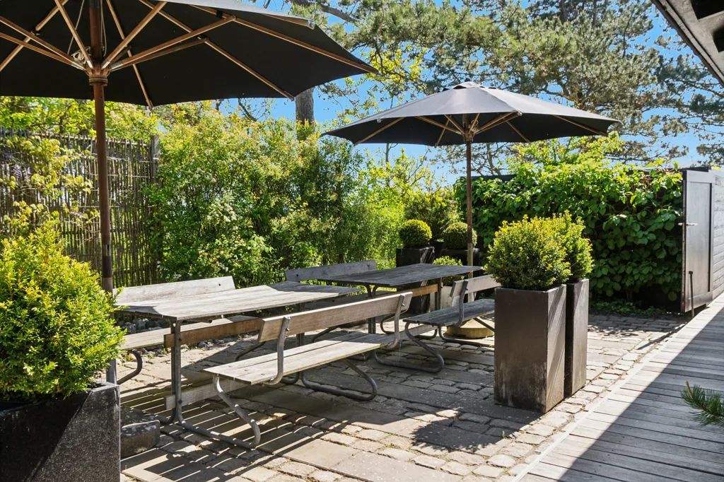 Terrass - Architect-Designed Summerhouse with Storebælt View