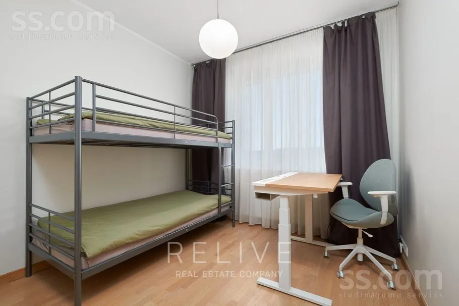 Appartement 3 pièces à Rīga