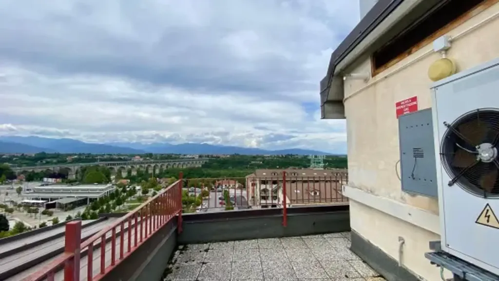 Terrasse - Penthouse with Balconies in Cuneo
