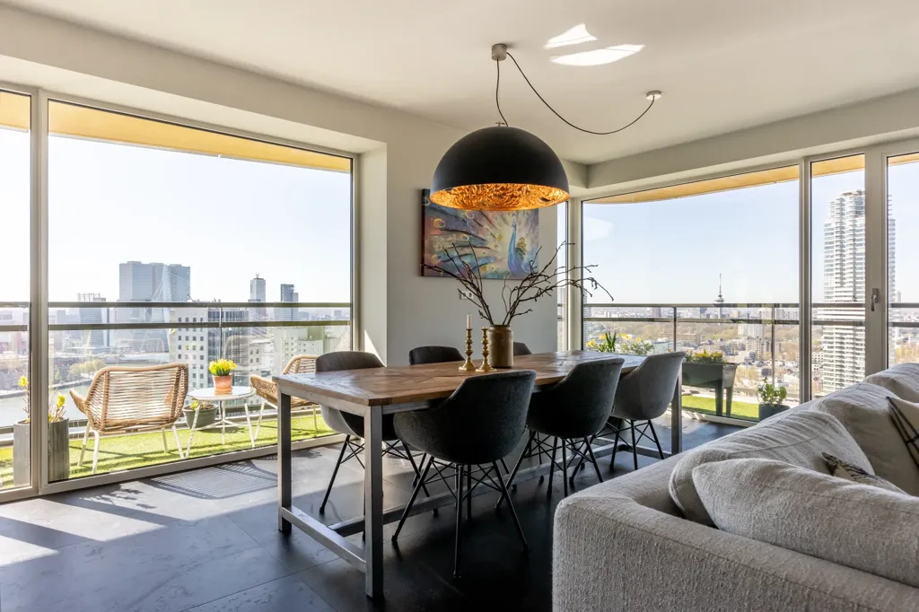 Living Room - Apartment with Skyline View on 27th Floor in Rotterdam