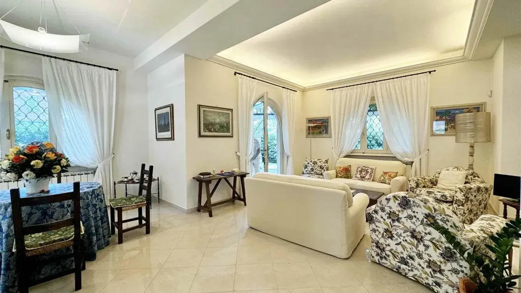 Maison 8 pièces à IT