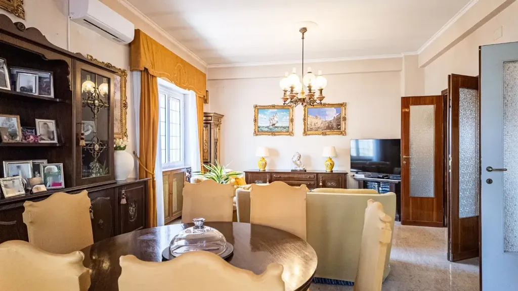 Sala da pranzo - Exclusive Penthouse with Panoramic Terrace in Rome