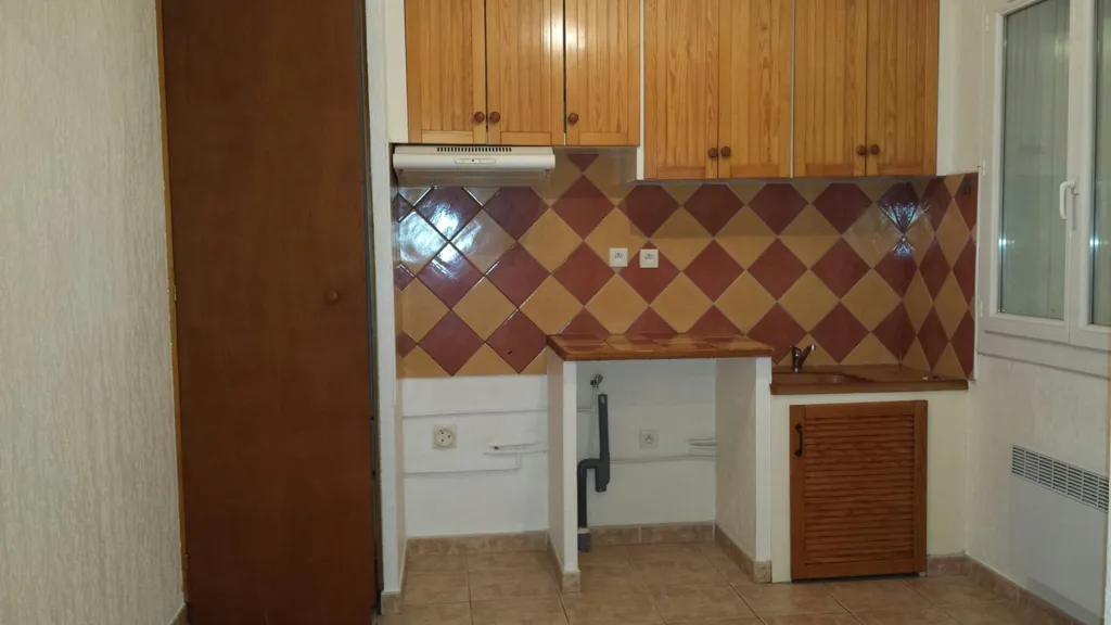 Köök - 3-Bed Apartment with Balcony in Châteauneuf-les-Martigues