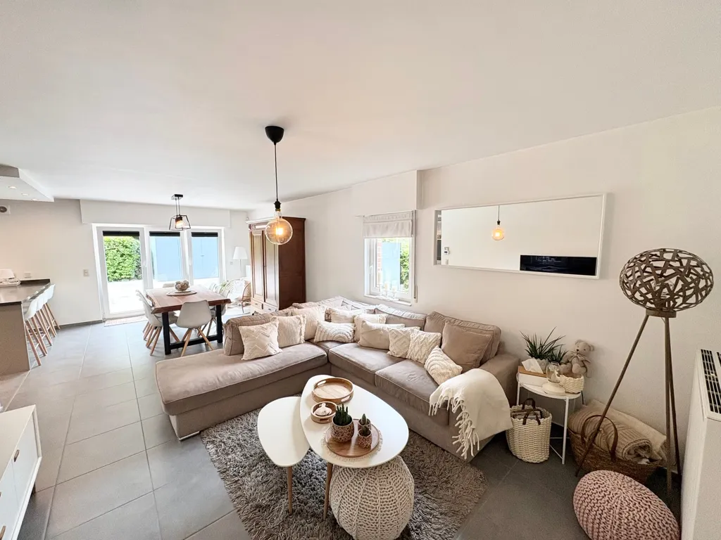 Elutuba - Contemporary House with Pool in Liège