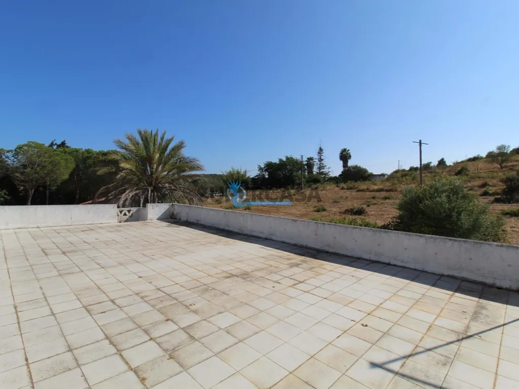 Terrass - Algarvian Villa with Golf Course Proximity in Silves