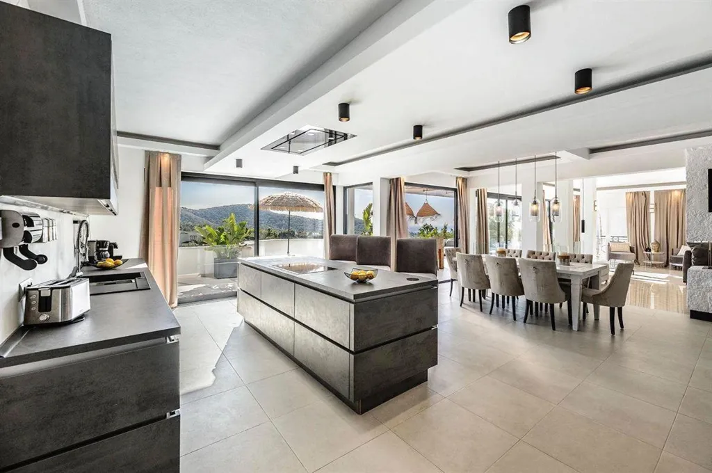 Cuisine - Luxury Villa with Panoramic Views in Can Furnet