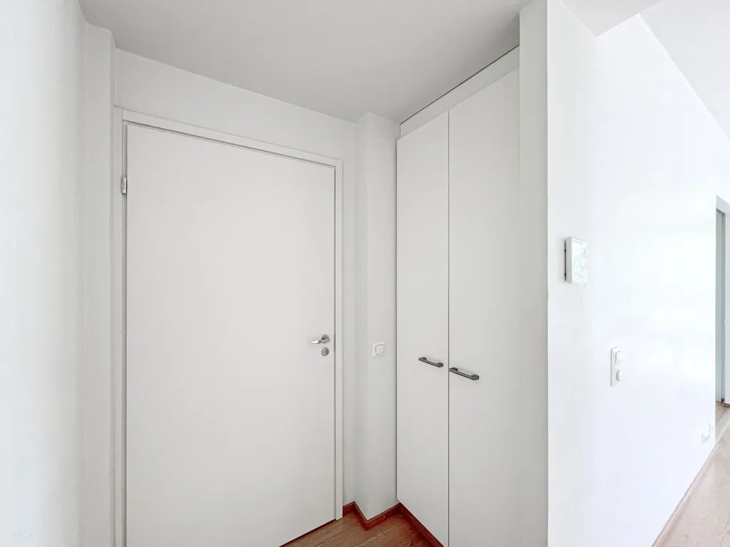 Esik - Modern Flat with Balcony in Matinkylä, Espoo