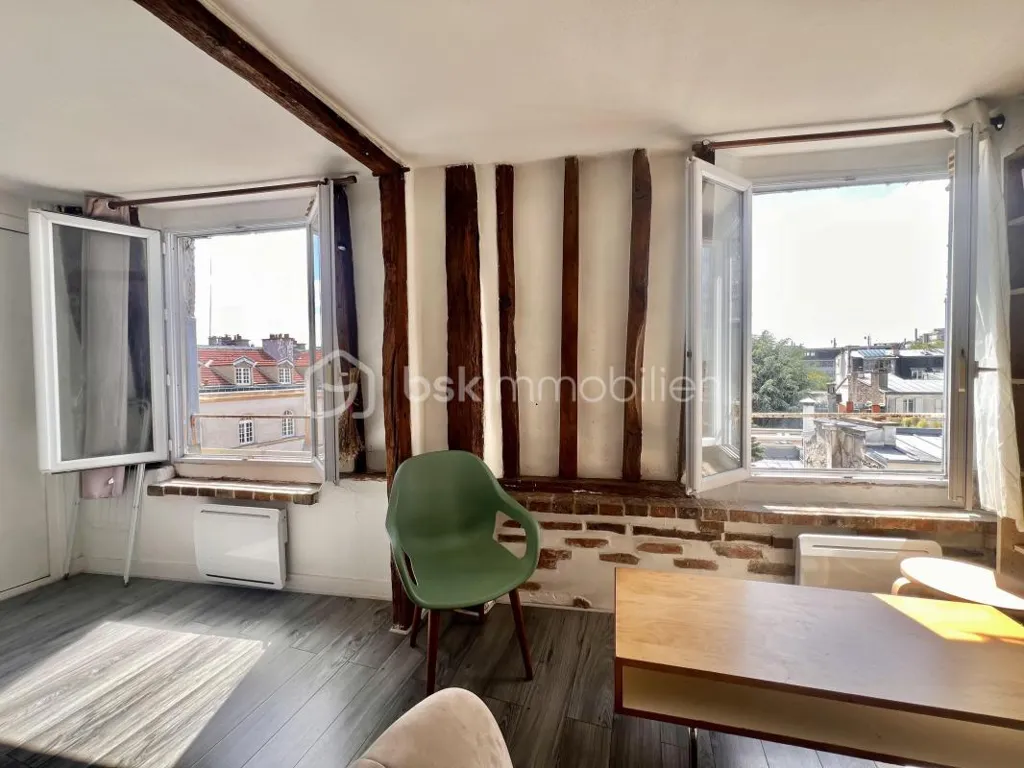 Séjour - Appartement T2 Sud avec Vue Dégagée à Paris