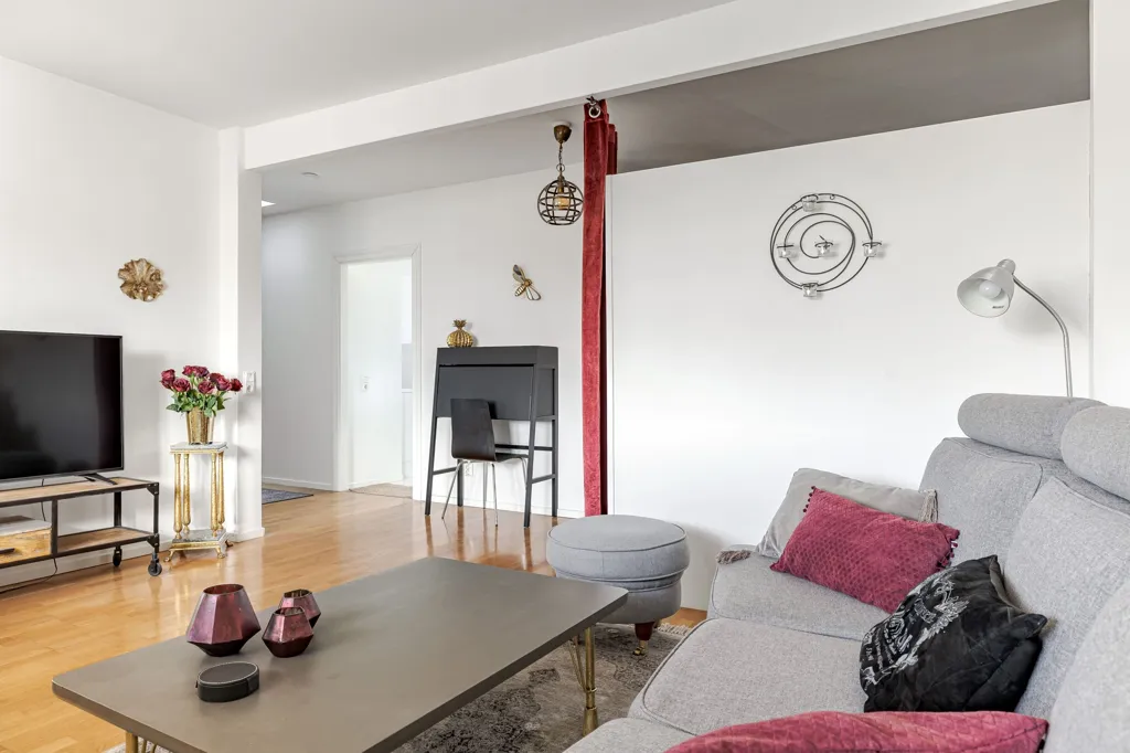 Salón - 1.5-Room Apartment with High Ceilings in Linköping