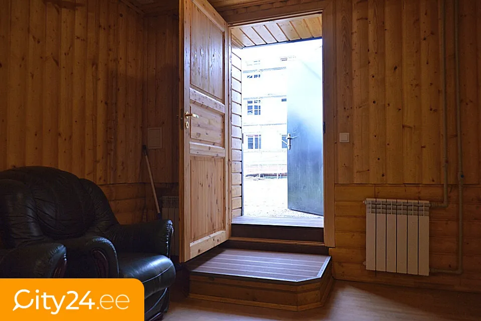 Esik - Warehouse with Sauna in Narva Linn
