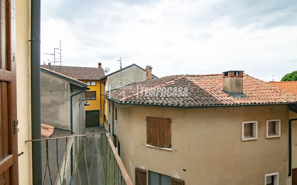 Rõdu - Terraced House in Historic Centre, Pagazzano