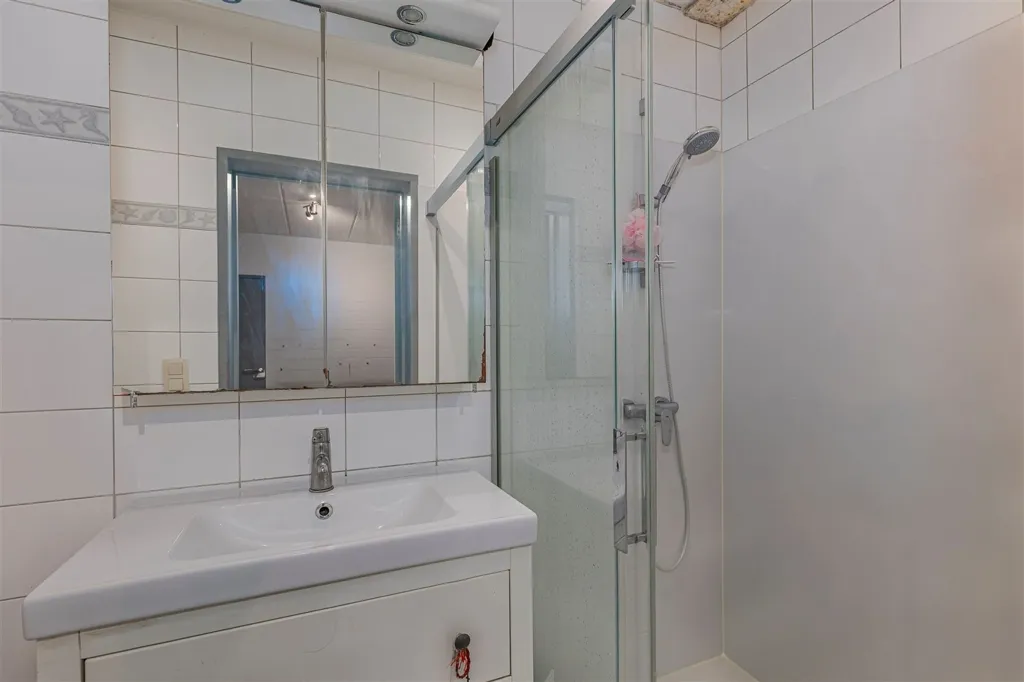 Vannitoad - Bright 1-Bed Apartment with Garden in Merksem