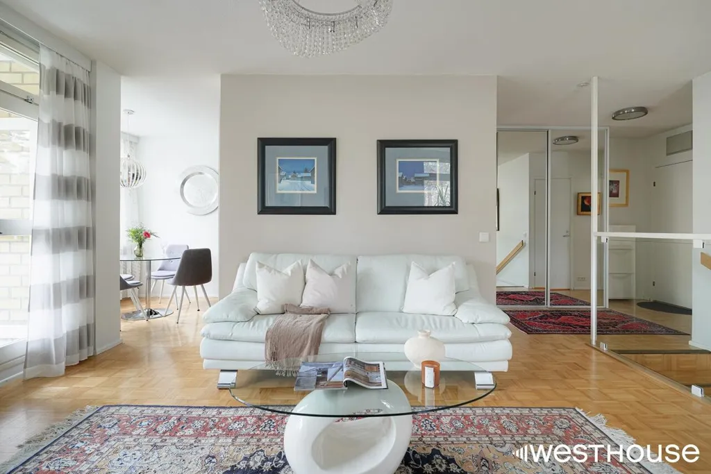 Living Room - Two-Storey Apartment with Balcony in Westend