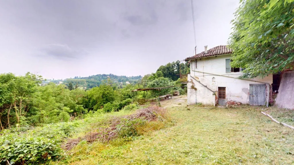Extérieur - Casale with Garden and Panoramic View in Bra