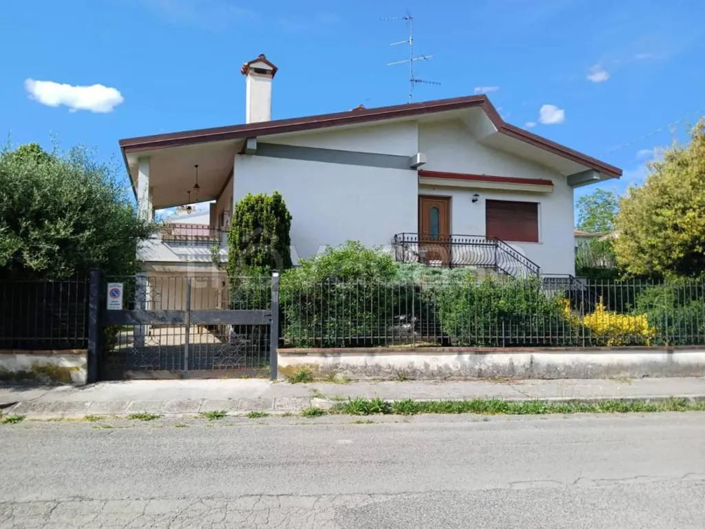 Välivaade - Independent Villa with Terrace in Gradisca d'Isonzo