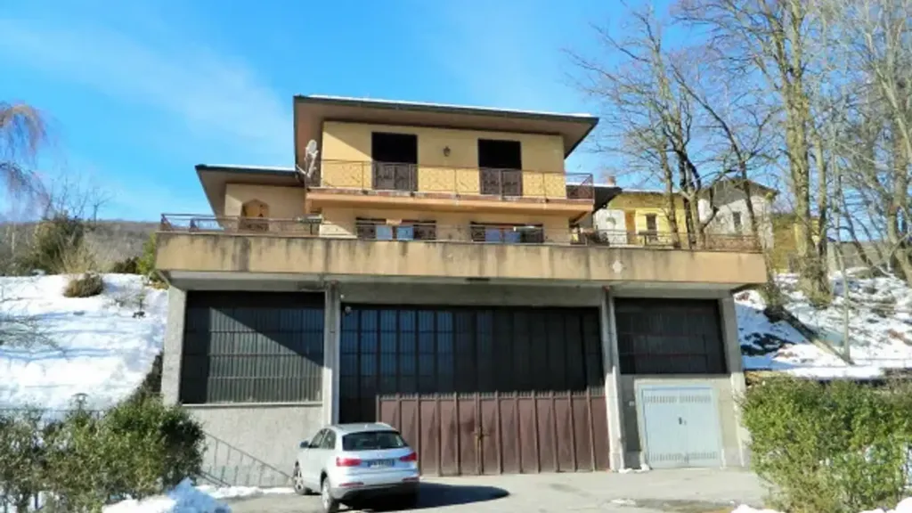 Välivaade - Terraced House with Terraces in Alta Valle Intelvi