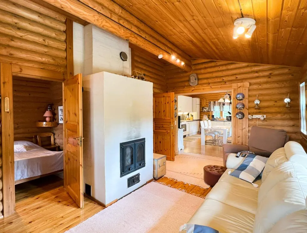 Elutuba - Cottage with Private Lakefront in Suurijärvi