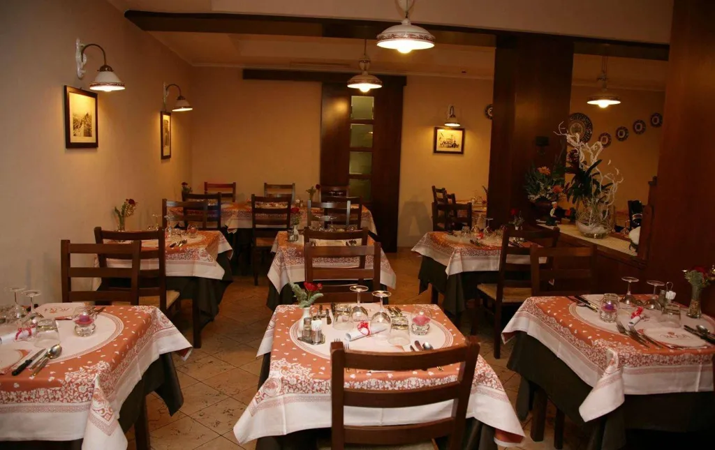 Salle à manger - 3-Star Hotel with Private Parking in Historic Centre