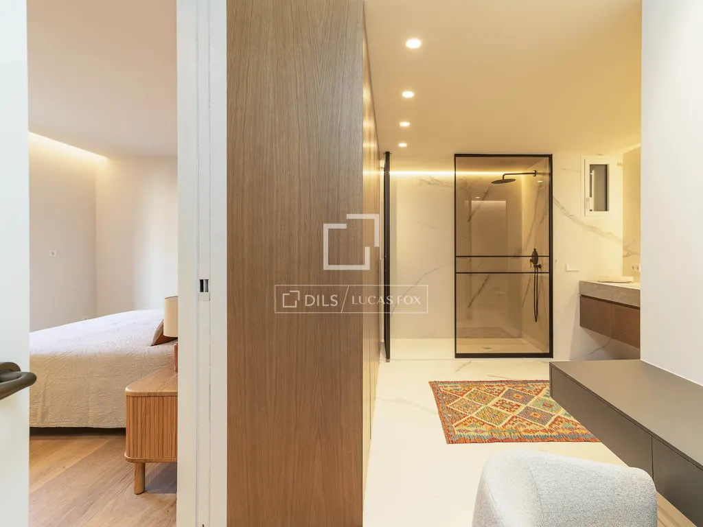 Chambres - Renovated Apartment with City Views in Eixample