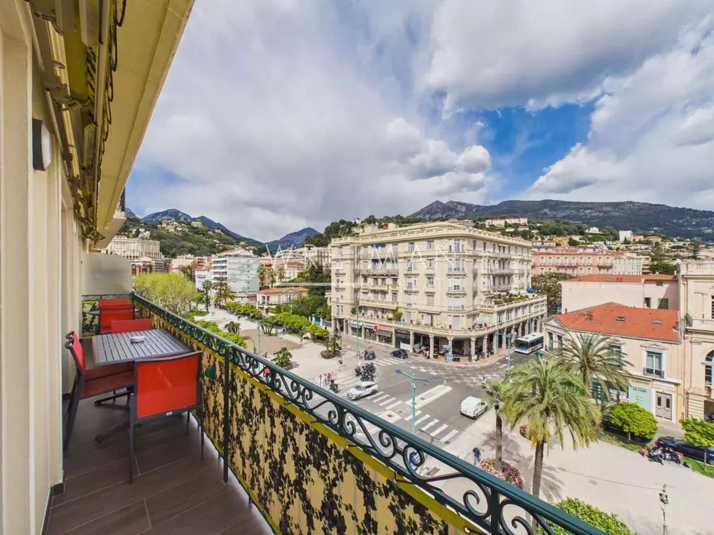 Balcon - Appartement Luxueux avec Balcons à Menton