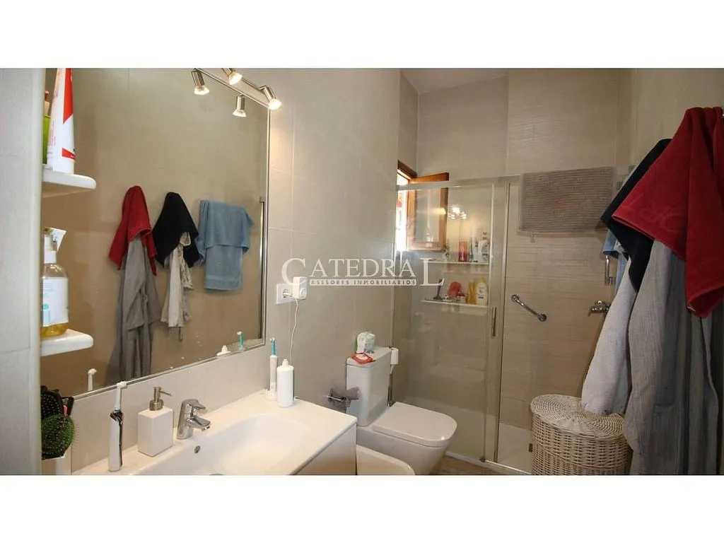 Vannitoad - Aménagé Flat with Balcony in Seville Centre