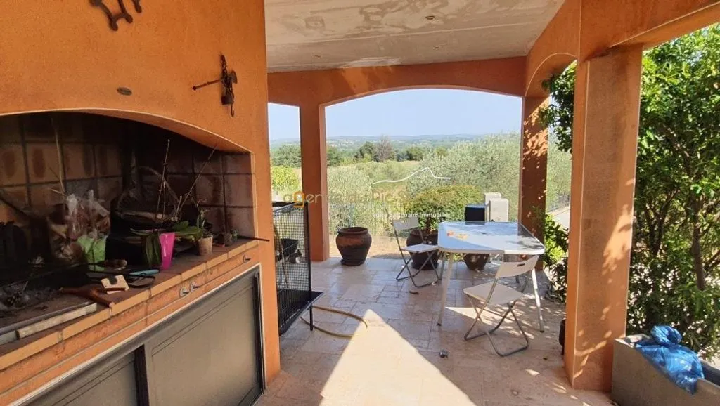 Terrass - Spacious Villa with Panoramic View in Prestigious Area
