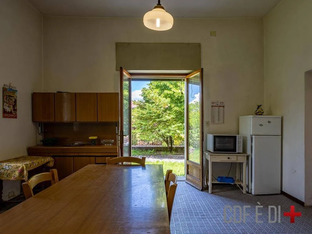 Cuisine - Historic Villa with Enclosed Garden in Greccio