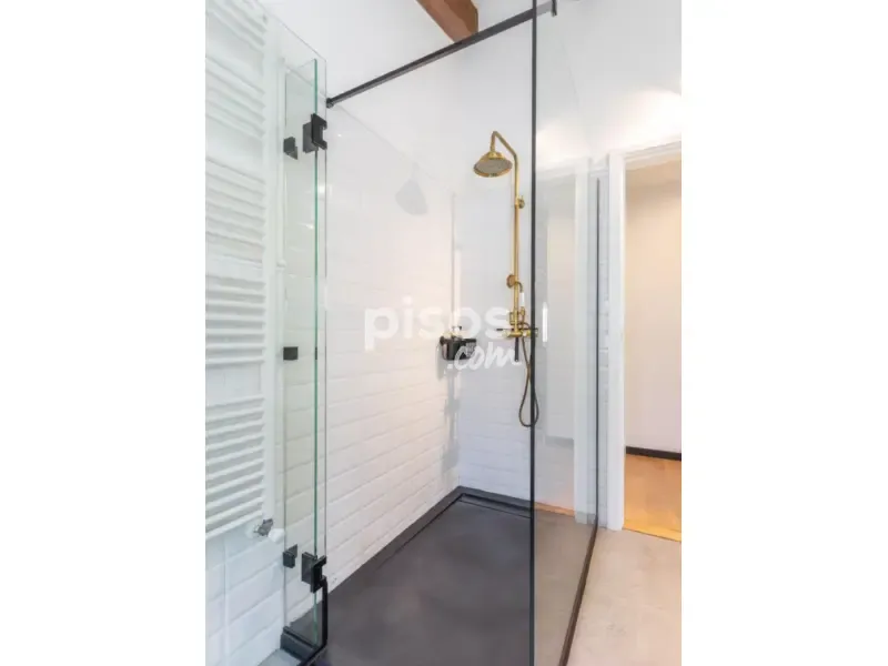 Salles de bain - Restored Chalet with River Walk Access in Lugo