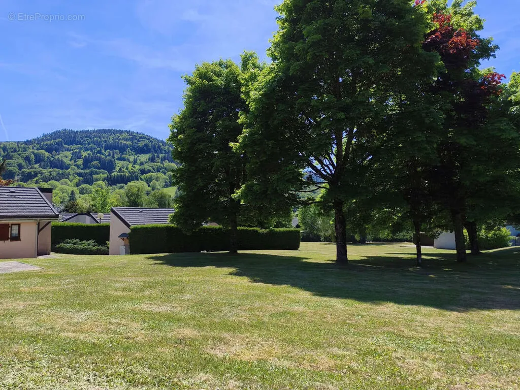 Aed - Charming Pavilion with Garden in La Bourboule