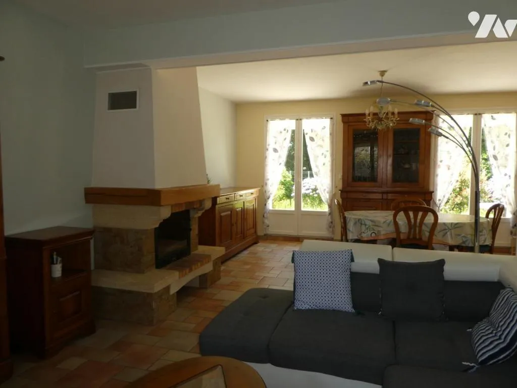 Soggiorno - House with West-Facing Terrace near Morlaix