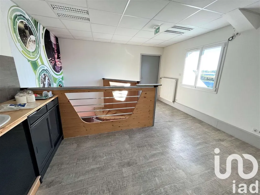 Kitchen - Atelier with Heated Space in Pompaire