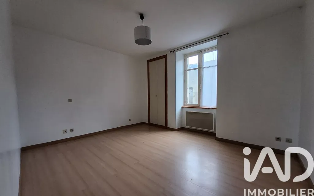 Pièces - Appartement Rez-de-Jardin Lumineux à Suèvres