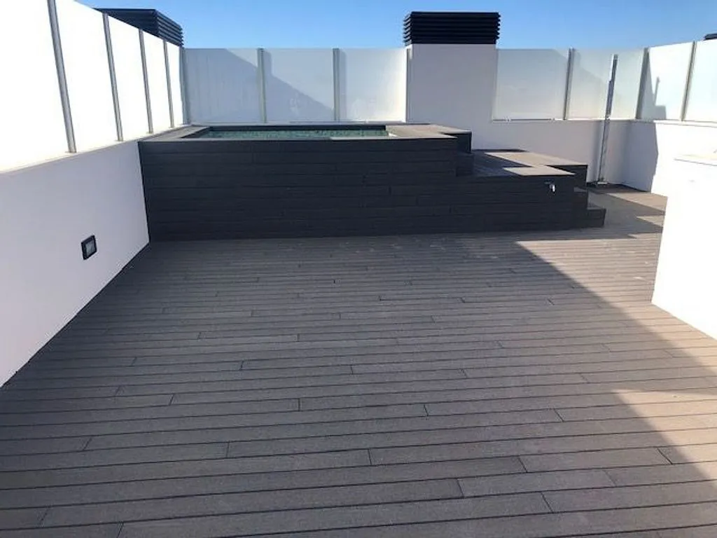 Terrass - Penthouse with Private Pool in Camp Redó