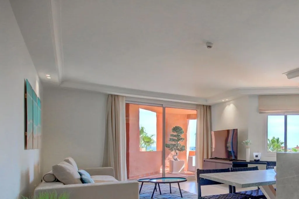 Elutuba - Apartment with Sea View in Estepona
