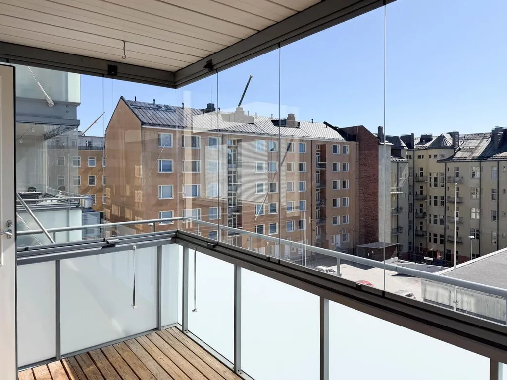 balcony
