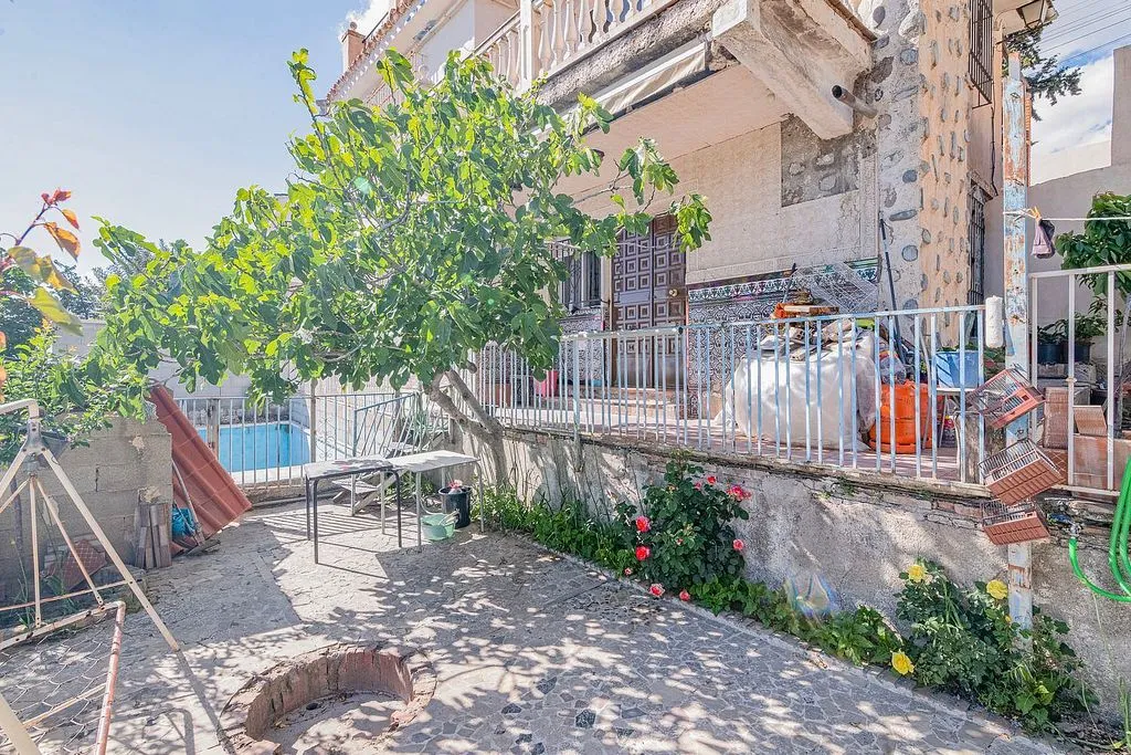 Aed - Semi-detached House with Pool in Alfacar