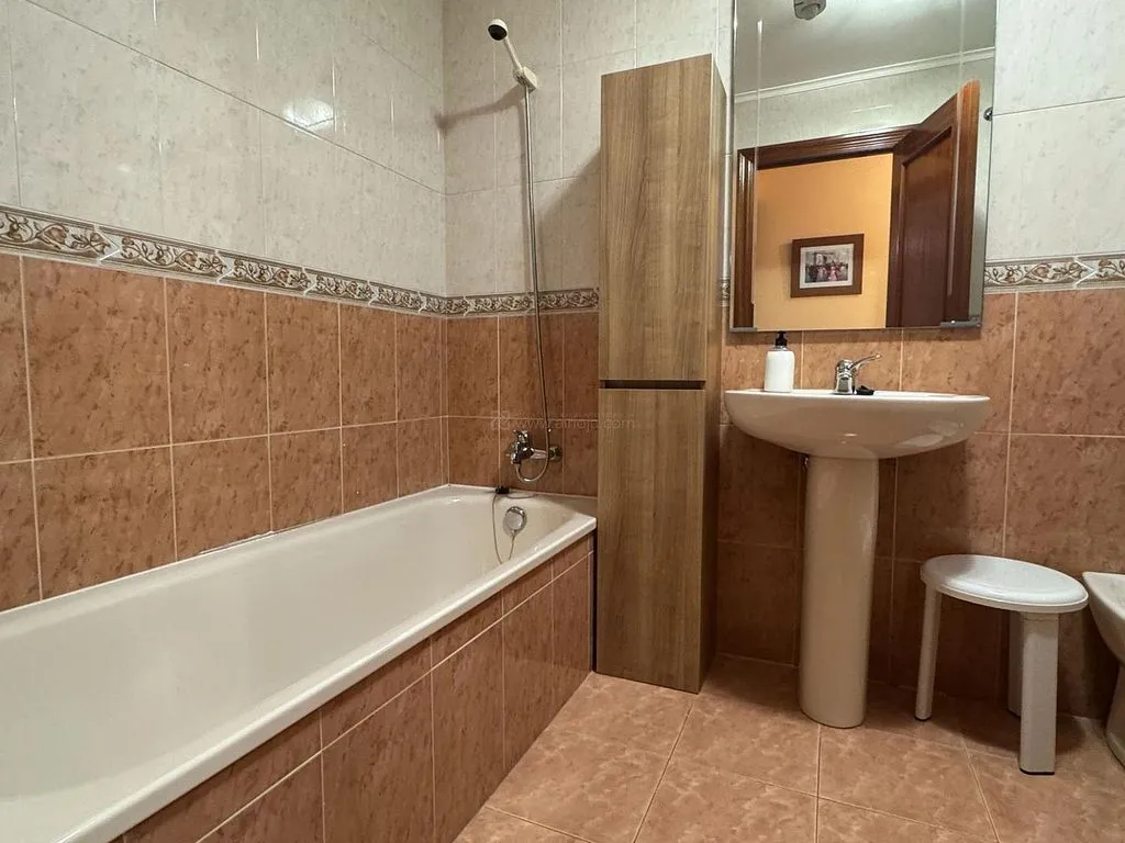 Salles de bain - Apartment with Pool in Logroño