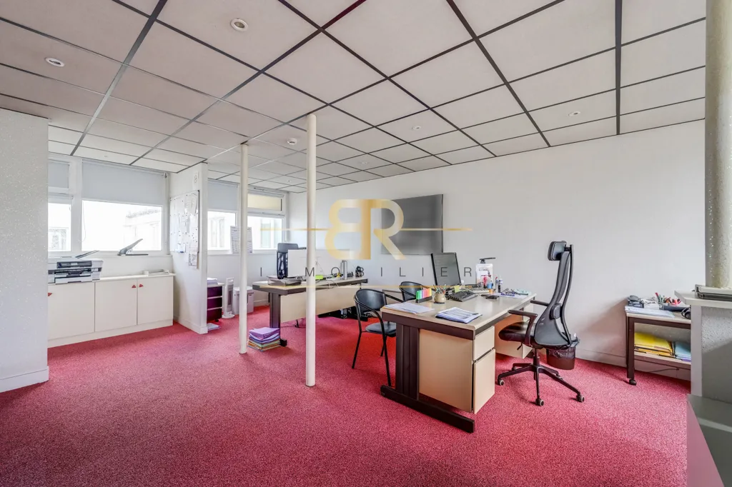 Studio - Commercial Space near Bords de Marne, RER A