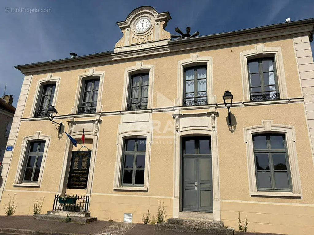Maa asukohas Herbeville