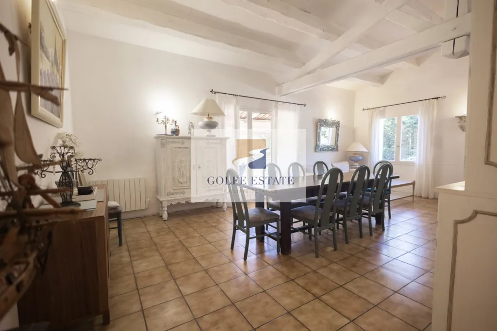 Salle à manger - Maison avec Piscine et Vue dans un Domaine Sécurisé à La Croix-Valmer