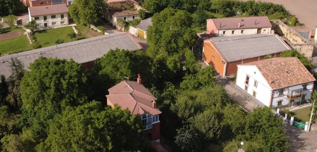 Õhuvaade - House with Fruit Garden in Valle de Valdelucio