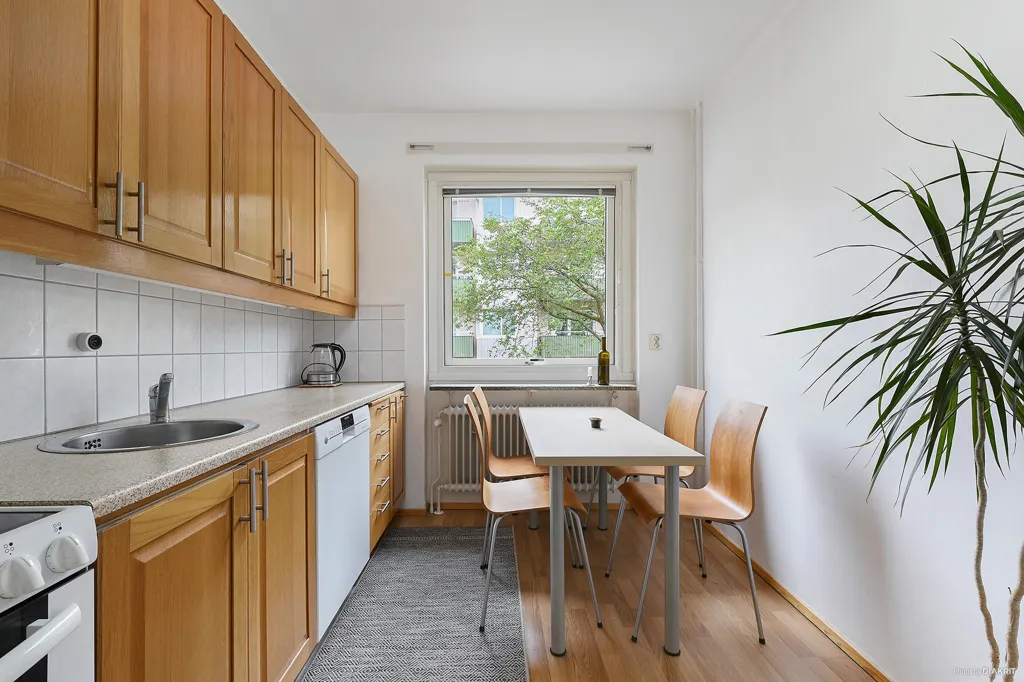 Köök - Apartment with Glazed Balcony in Borås