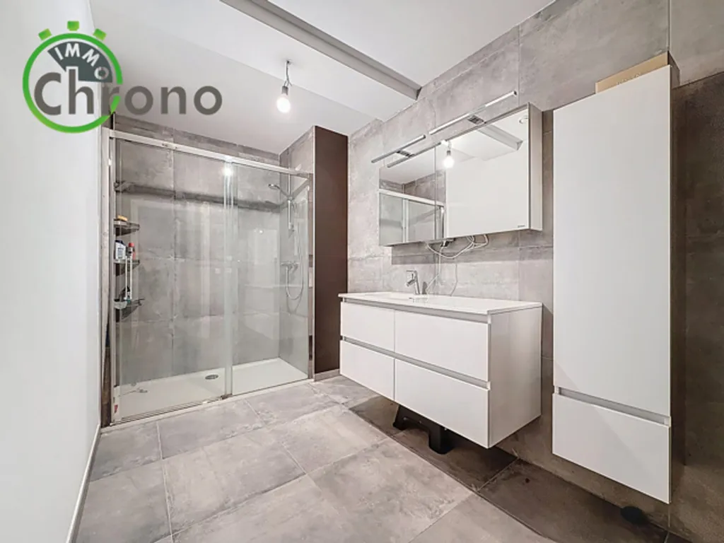 Vannitoad - Flat with Terrace and Lift in Central Location