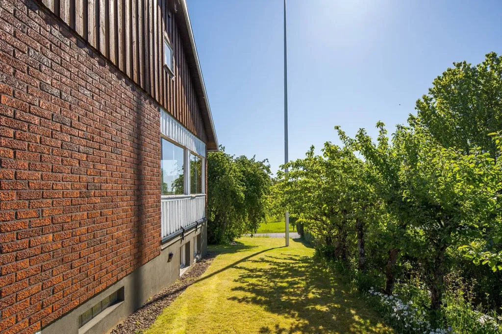 4-toaline maja asukohas Skövde kommun