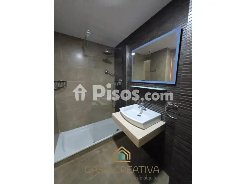 Bathrooms - Apartment with Balcony in Náquera