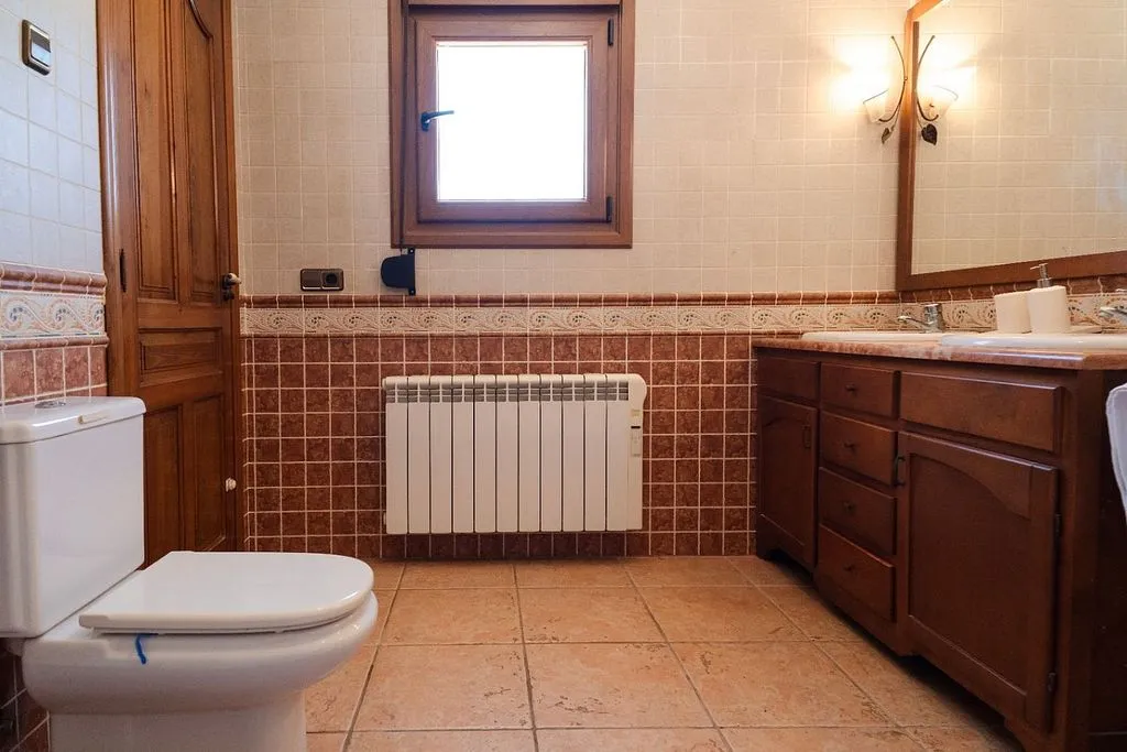 Bagni - Finca with Terrace in Benissa Village